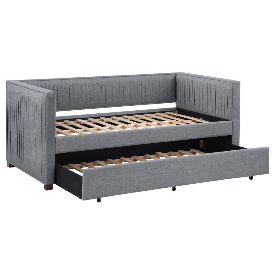 Day Bed with Trundle