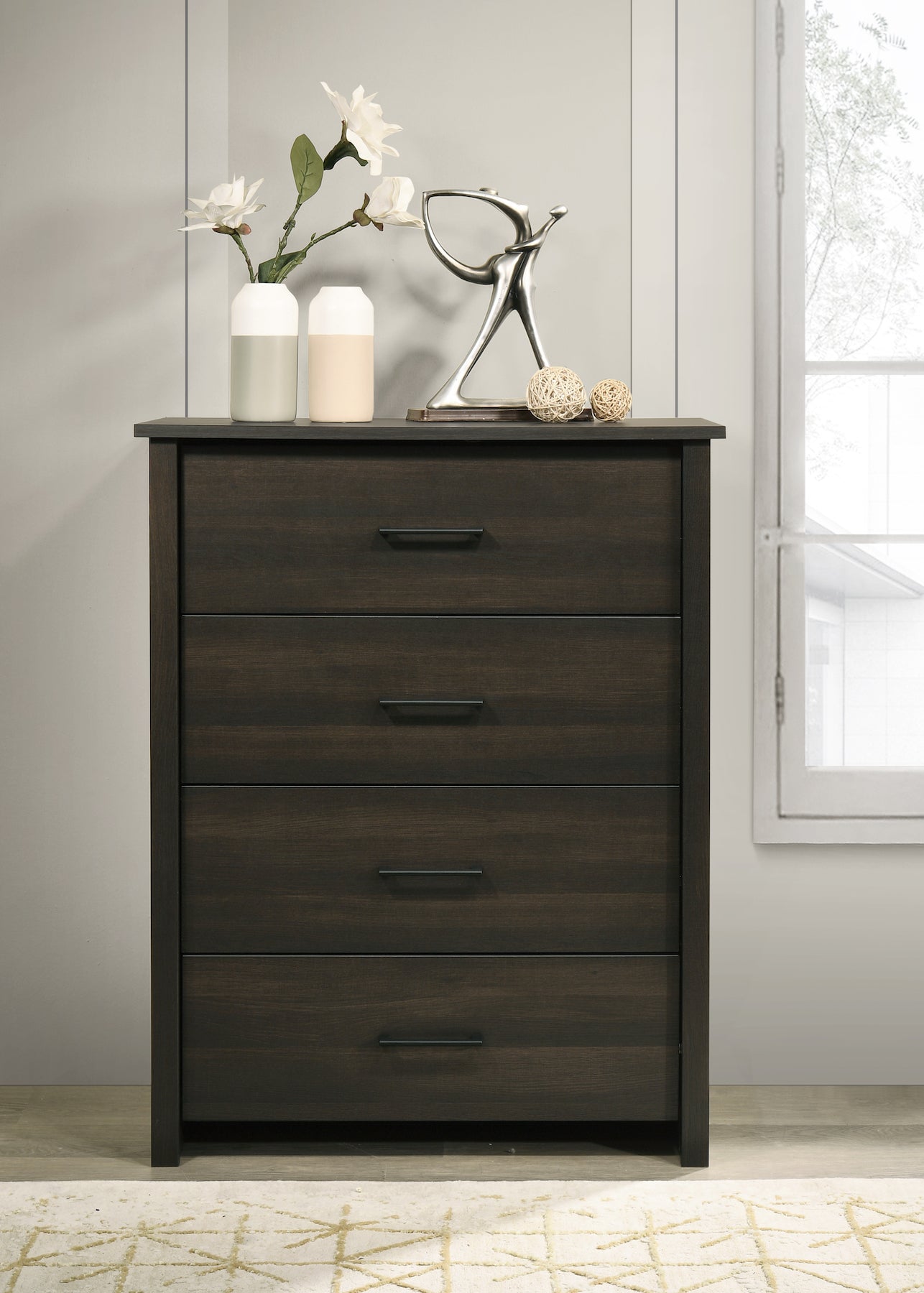 4-Drawer Chest