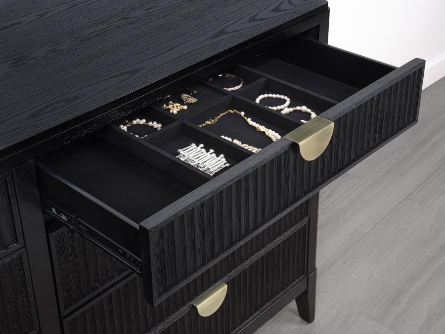 8 Drawer Dresser Black